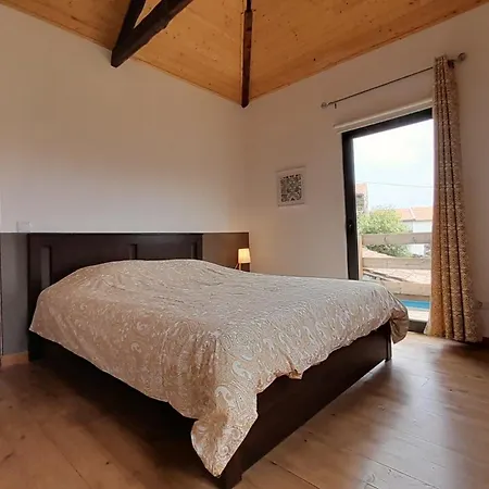 Casa Laranjeira Vale de Carneiro